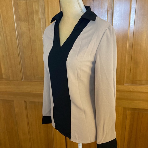 Two Tone Collared Blouse - Picture 14 of 15